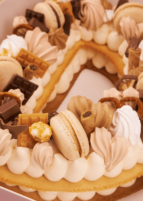 Cappuccino Deluxe - Letter Cake